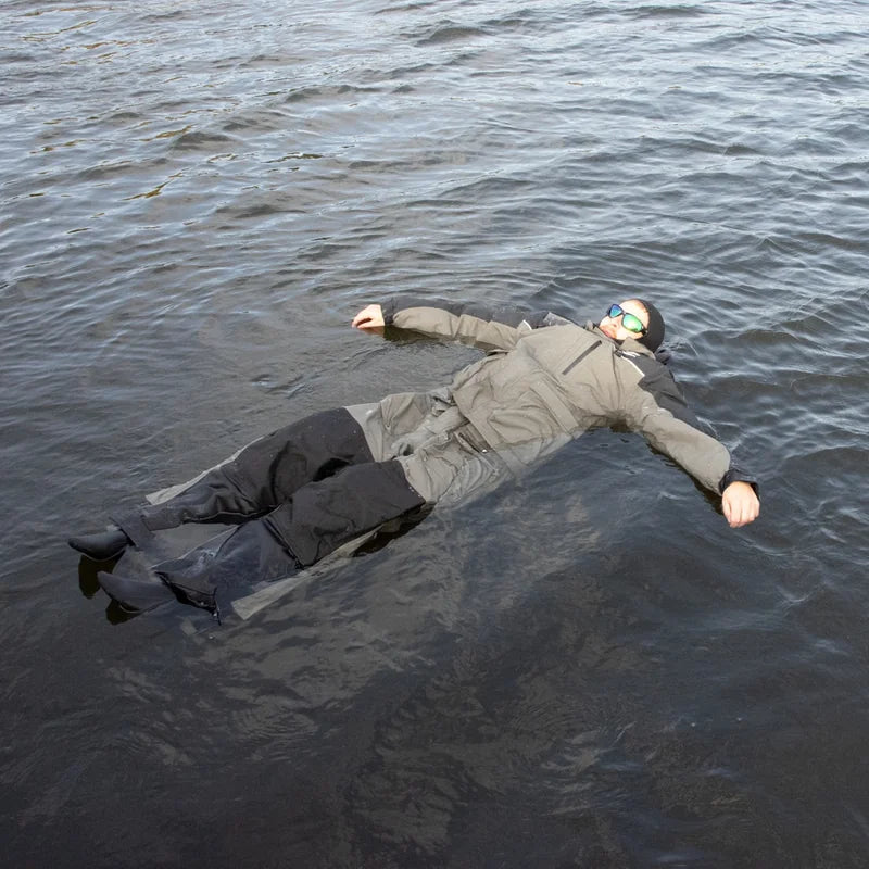 Boreas fishing apparel - Ice Fishing Electronics: Flasher vs Sonar Setup in Extreme Cold Conditions